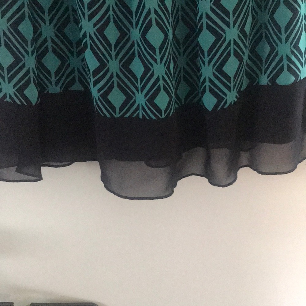 Spring dress - Picture 4 of 4